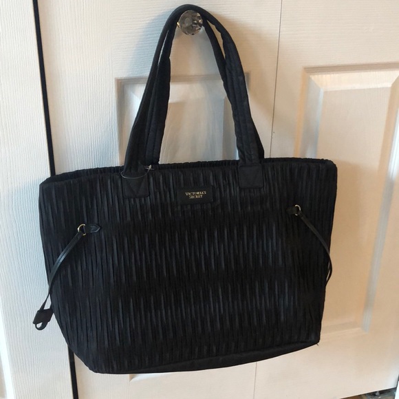 Victoria's Secret Handbags - 🆕 Large Victoria’s Secret tote bag